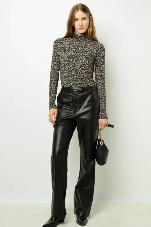 Fashion Floral turtleneck sweater - AURELIE Tops & T-Shirts