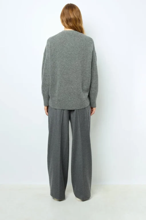Outlet Oversized wool sweater - JEANNIC Knitwear