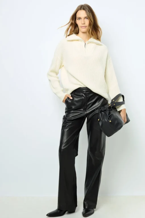 Best Truck neck swe"])self.__next_f.push([1,"ater - JAZZY Knitwear|Suits & Outfits