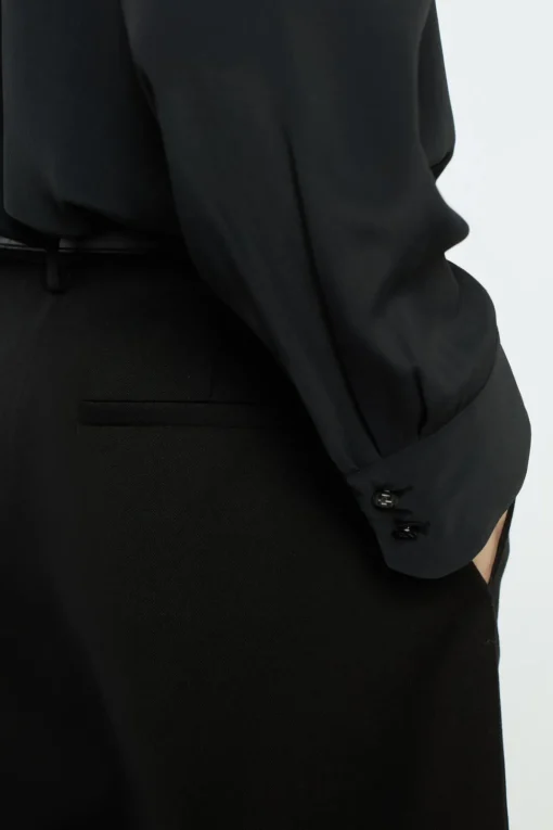 New Wool blend Bermuda shorts - NEYLA Trousers